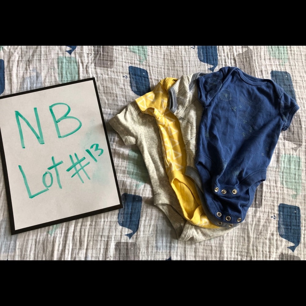 Short sleeve NB onesies.